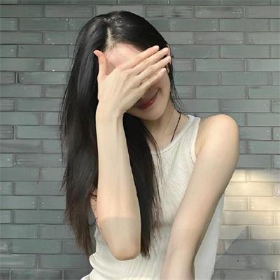 有色彩的女子海报